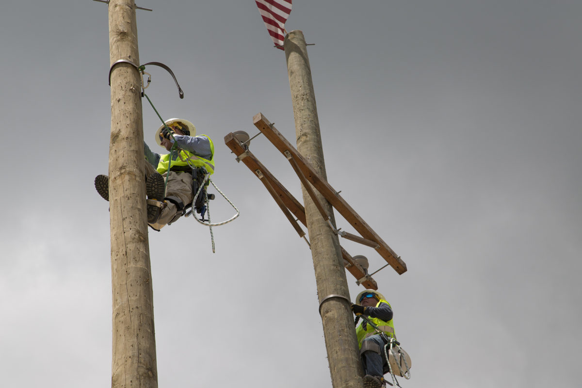 Factors To Consider When Choosing A Lineman School.