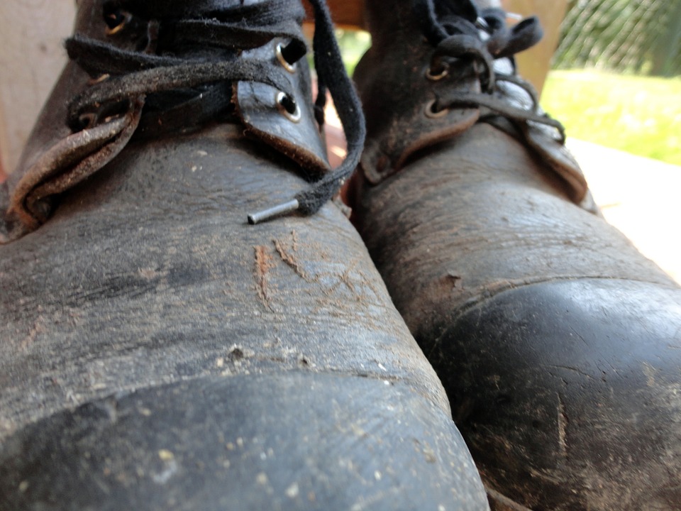 steel toe lineman boots